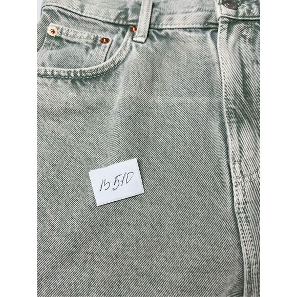 Pull & Bear High Rise Denim Shorts Size 6 - Picture 6 of 6